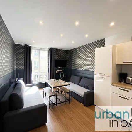 Urban Flat 18 - Charming 2bdr Parisian Paris