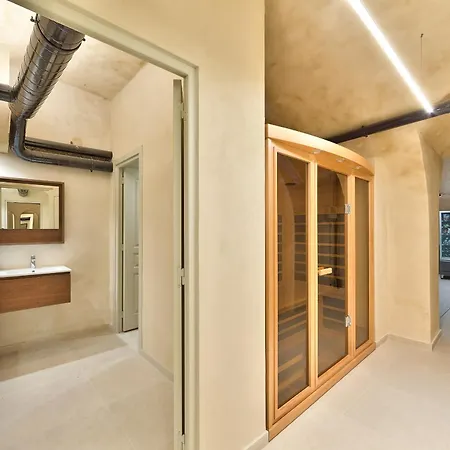 アパート Urban Flat 18 - Charming 2bdr Parisian パリ